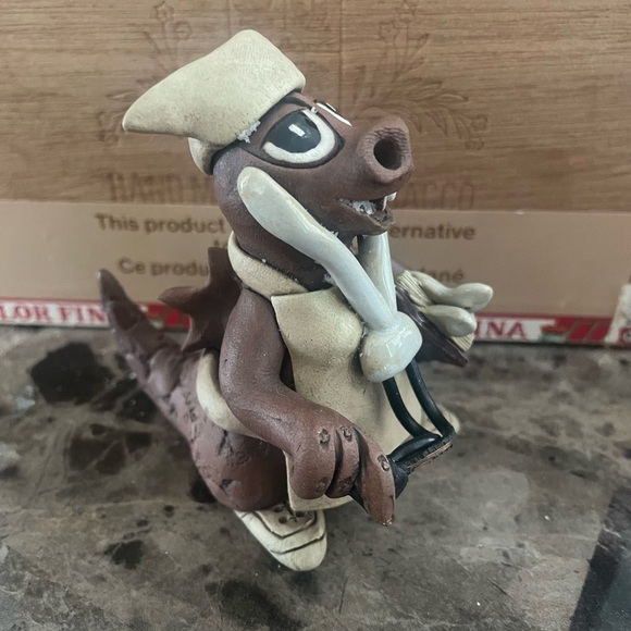 Dragon Works Doug Flach Clay Nurse Figure - Picture 2 of 4